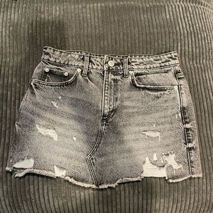 Zara grey distressed denim skirt